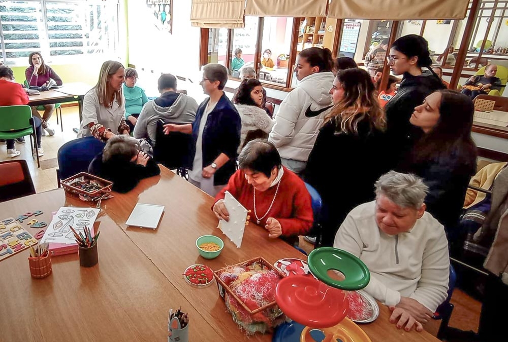 Os alunos do Curso Profissional Técnico de Auxiliar de Saúde visitaram a Fundação Bento Menni – Irmãs Hospitaleiras, na Guarda