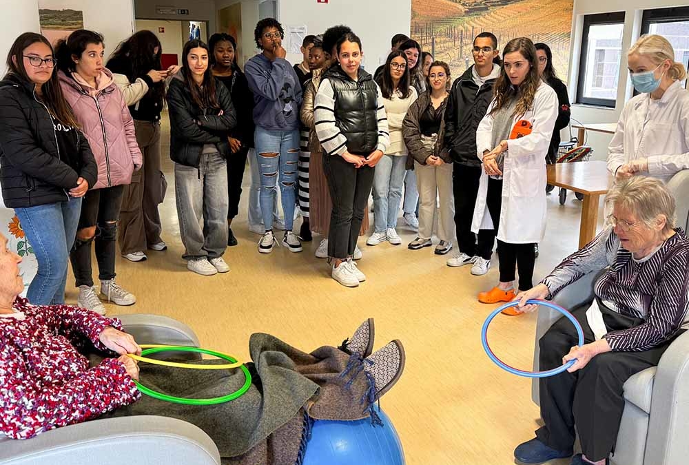 Visita de Estudo ao Lar e a Unidade de Cuidados Continuados Integrados (UCCI) da Santa Casa de Misericórdia de Sernancelhe