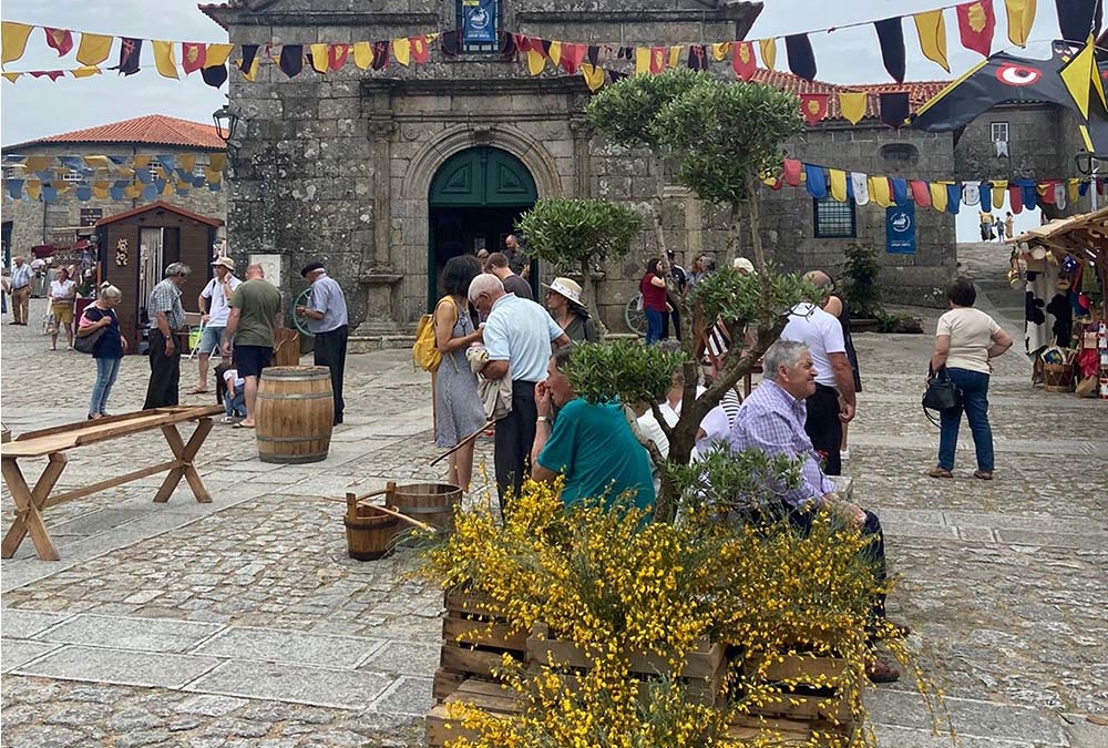 Participação ativa na Feira Aquiliniana, na Nª Srª da Lapa