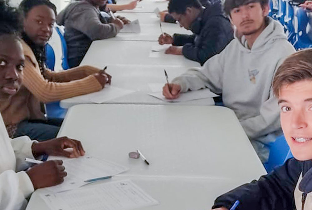 Alunos da ESPROSER participaram no Concurso “Canguru Matemático Sem Fronteiras 2026”, na categoria Júnior.